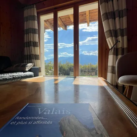 Шале Cosy Plein Sud Proche Crans Montana Et Anzere! Vue Unique Sur Les Alpes *