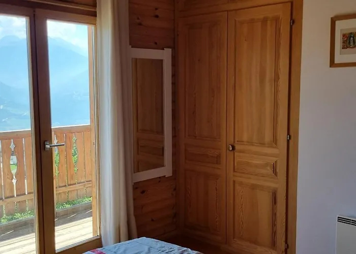 Chalet South-facing 15 Minutes From Skiing